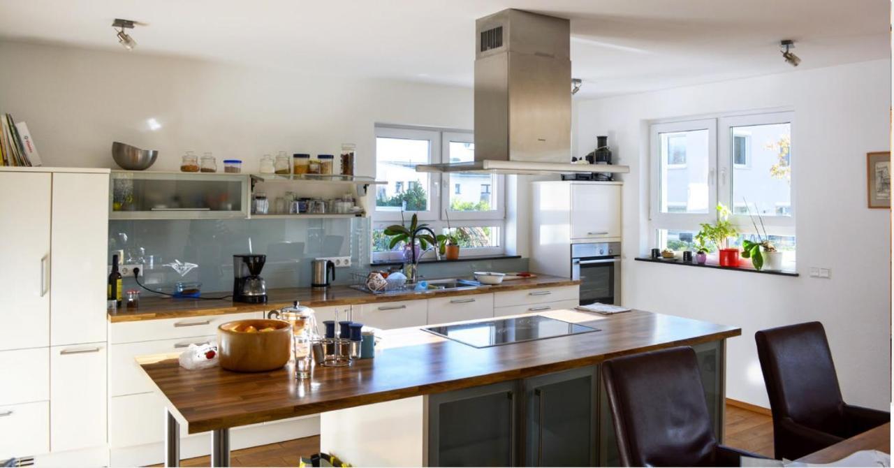 Ferienwohnung Gästehaus mit Privatzimmer in Freiburg Exterior foto