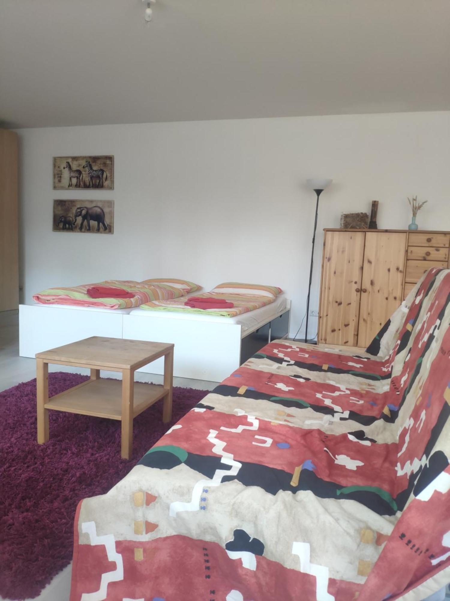 Ferienwohnung Gästehaus mit Privatzimmer in Freiburg Zimmer foto