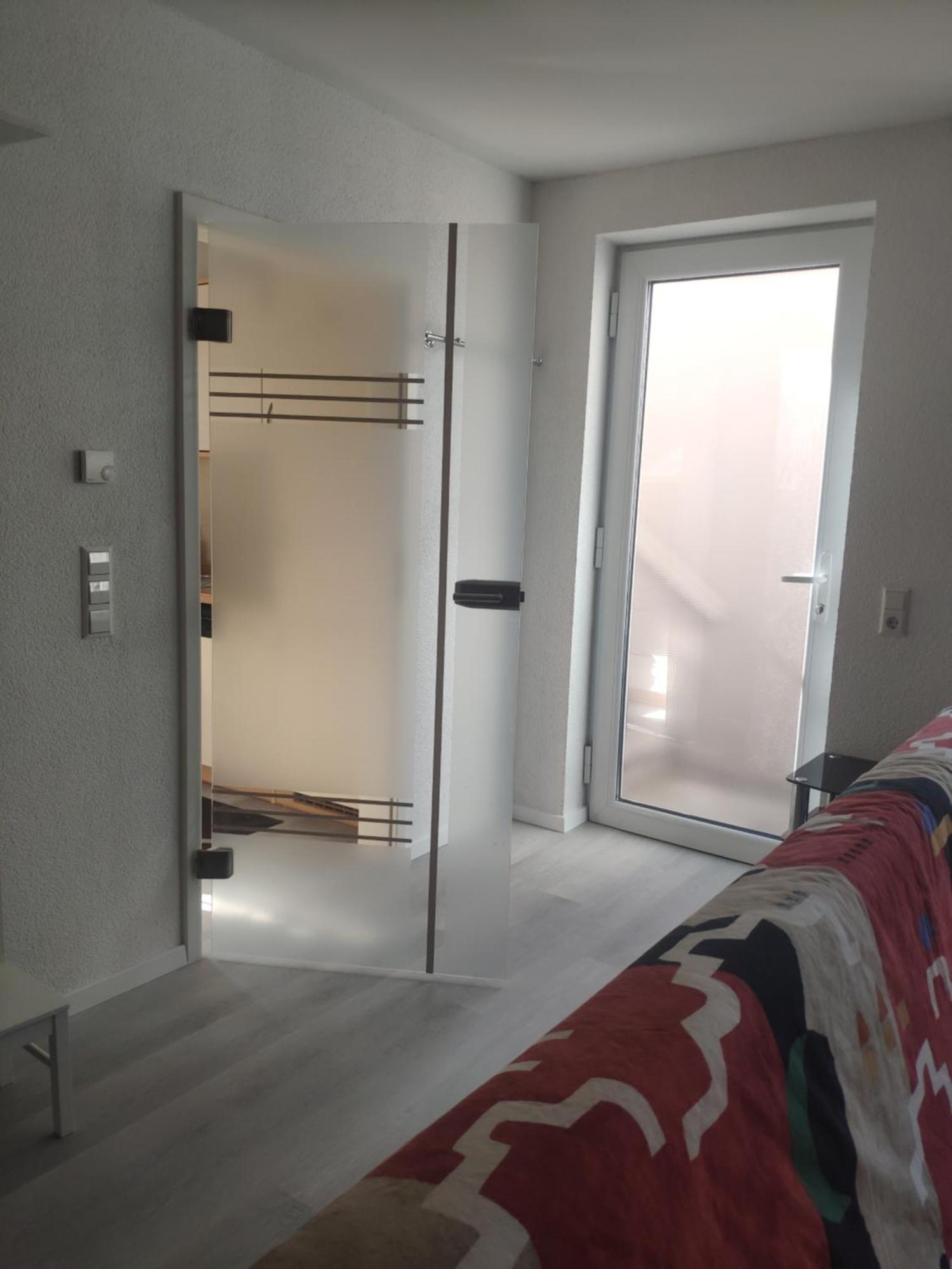 Ferienwohnung Gästehaus mit Privatzimmer in Freiburg Zimmer foto